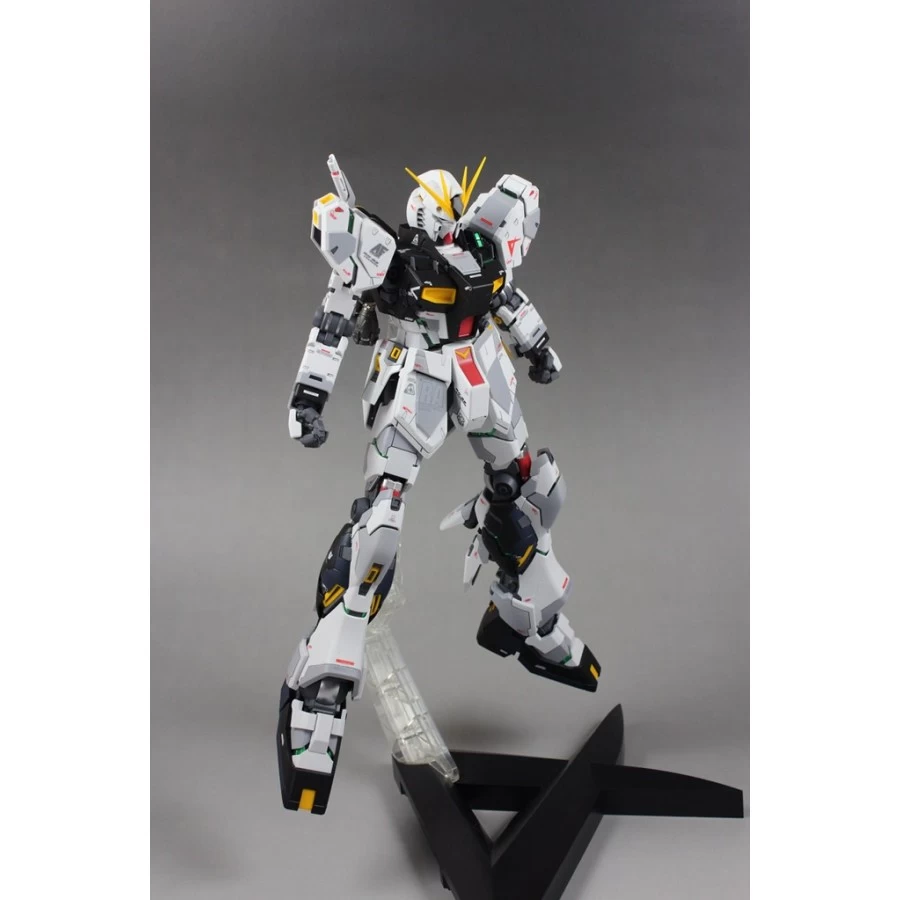Bandai Master Grade MG 1/100 Mobile Suit Gundam RX-93 Nu Gundam Ver.Ka 12 Bandai Master Grade MG 1/100 Mobile Suit Gundam RX-93 Nu Gundam Ver.Ka - immagine 12