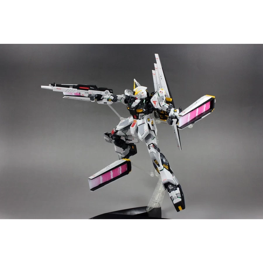 Bandai Master Grade MG 1/100 Mobile Suit Gundam RX-93 Nu Gundam Ver.Ka 13 Bandai Master Grade MG 1/100 Mobile Suit Gundam RX-93 Nu Gundam Ver.Ka - immagine 13
