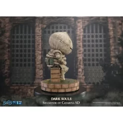 First 4 Figures SD-016 Dark Souls Siegmeyer Of Catarina -Negozio Di Giocattoli first 4 figures sd 016 dark souls siegmeyer of catarina 2